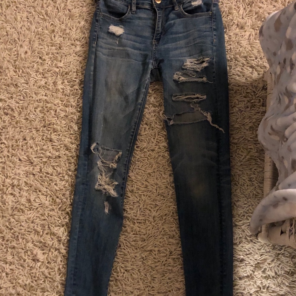 American eagle ripped jeggings!